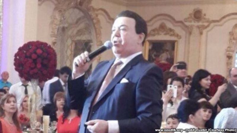 Выступление Иосифа Кобзона на свадьбе в Узбекистане. Фото: ozodlik.org