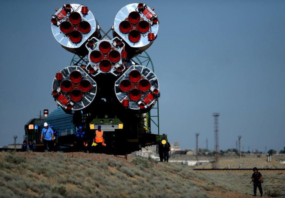 Вывоз ракеты-носителя "Союз" на стартовый комплекс космодрома Байконур. ©РИА Новости
