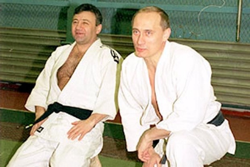 Аркадий Ротенберг и Владимир Путин. Фото с сайта jewishbusinessnews.com