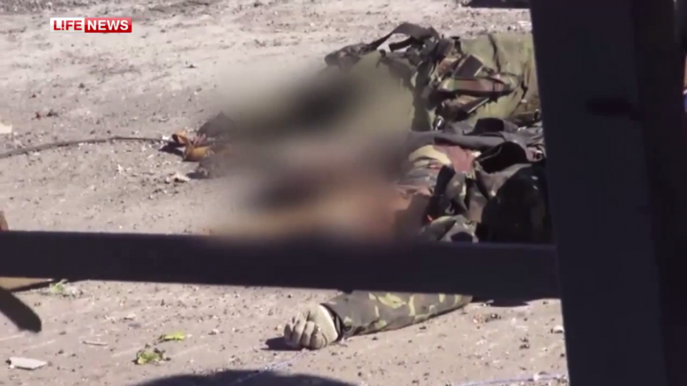 Тела замученных танкистов. © lifenews.ru