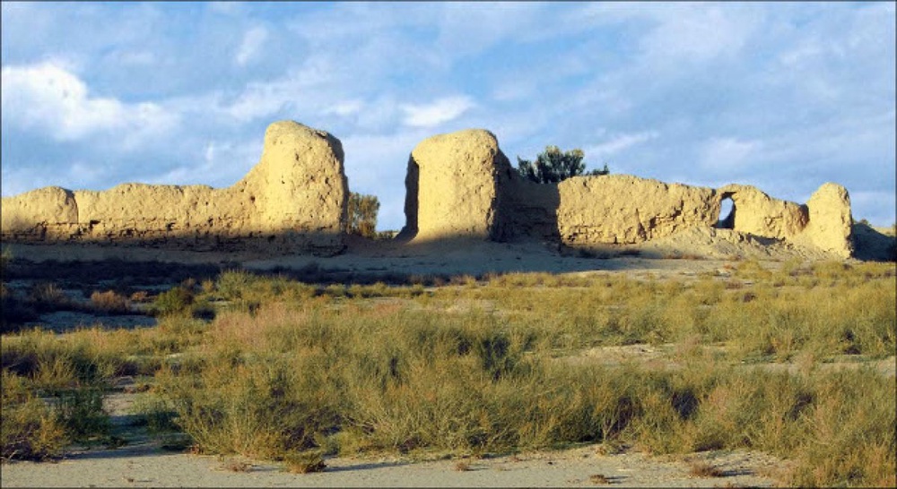 Развалины древних городов разбросаны по всей Центральной Азии. © fergananews.com