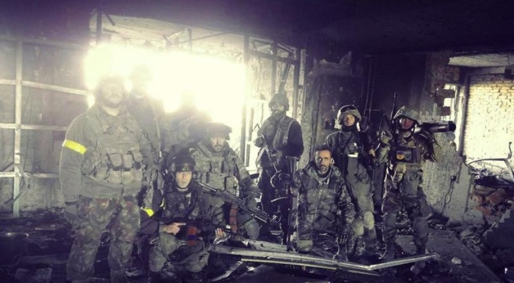 Украинские бойцы в аэропорту Донецка. Фото с сайта podrobnosti.ua 