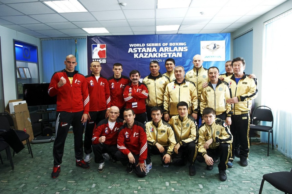 Боксеры "Астана Арланс" и "Рафако Хуссарс". © astanaarlans.kz
