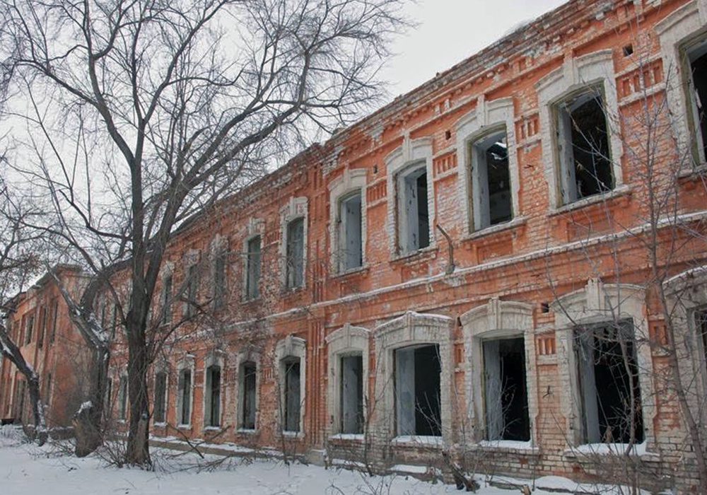 Здание бывшей гостиницы "Россия". Фото с сайта m.pavon.kz