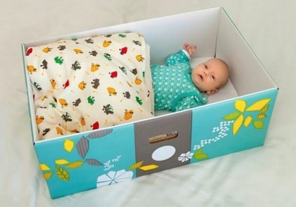 Финские мамы получают коробки с подарками за рождение детей