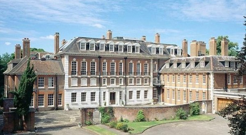Самый дорогой дом в истории Англии. Фото с сайта stringer-news.com