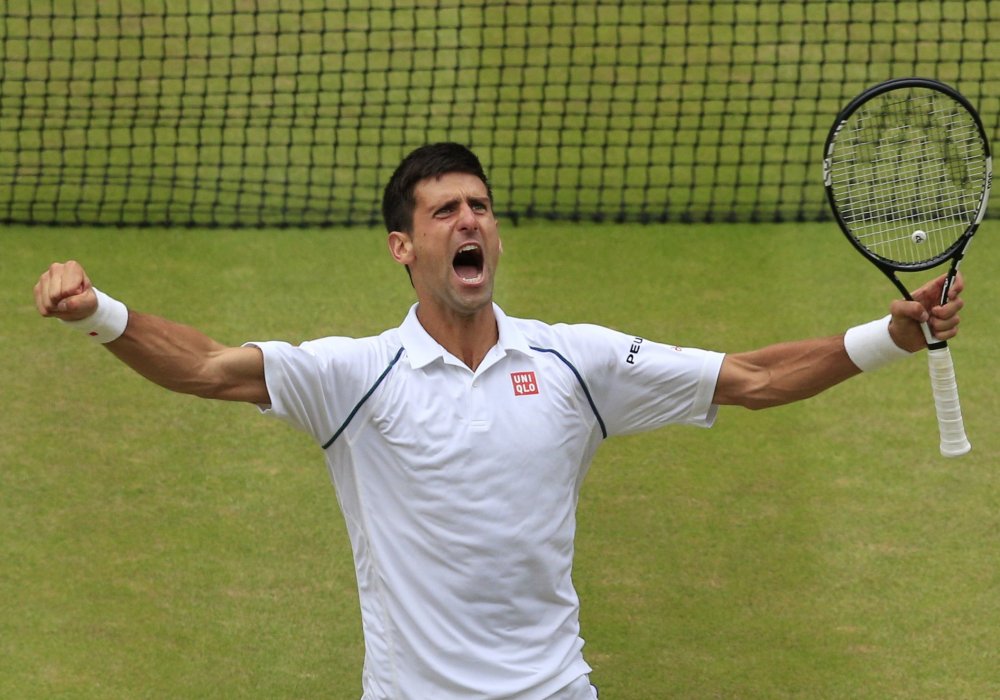 Новак Джокович в третий раз в карьере выиграл Уимблдонский теннисный турнир. © Reuters