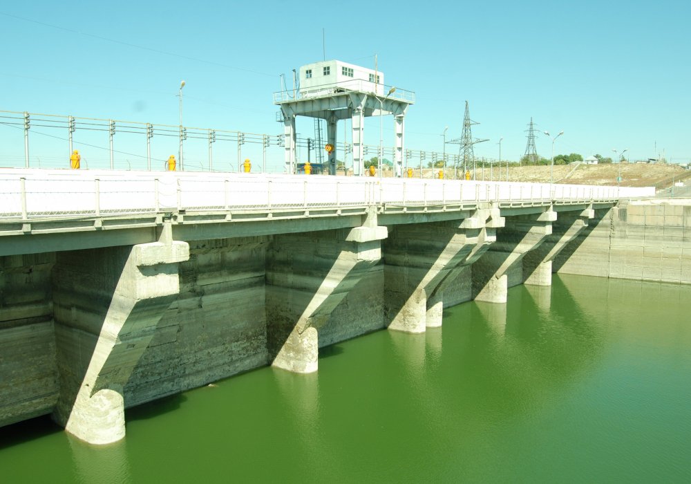 Шардаринская ГЭС.
