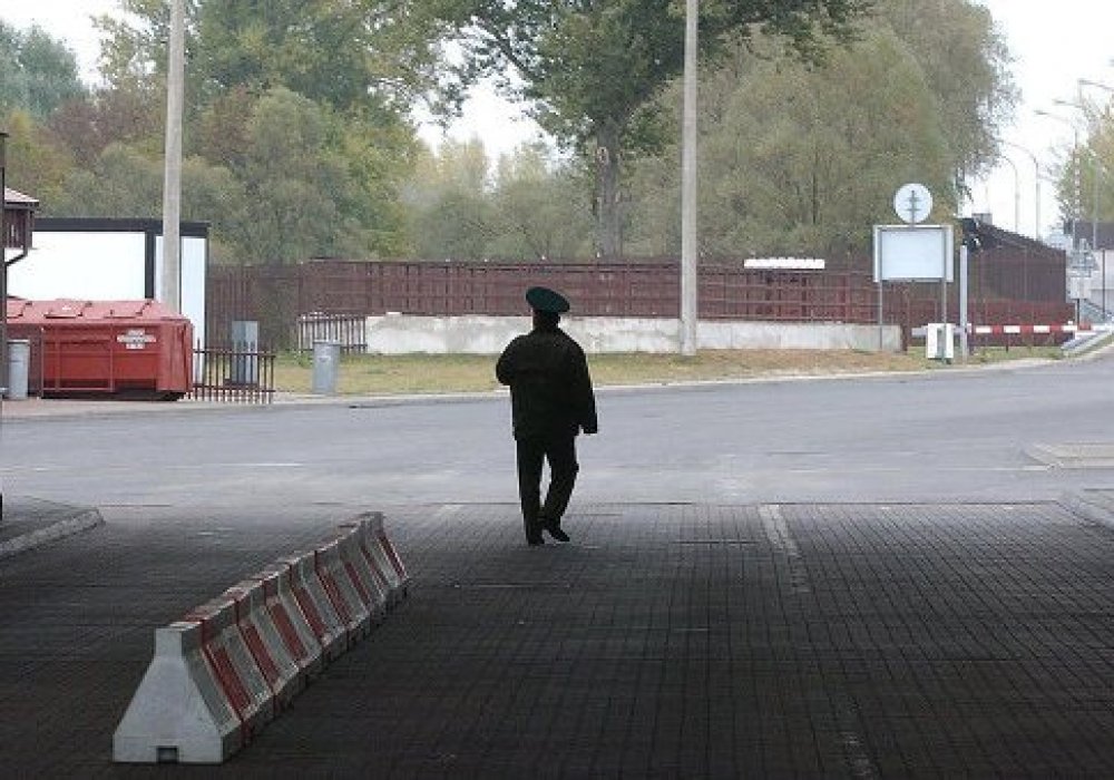 Около 200 вооруженных граждан Украины пытались перейти границу Беларуси