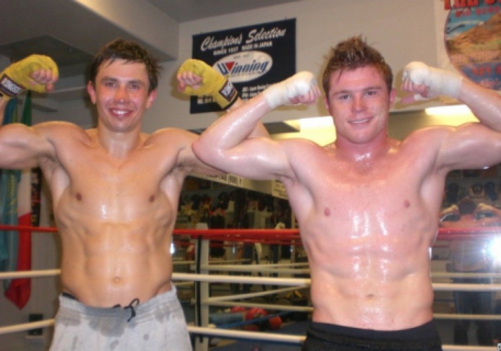 Геннадий Головкин и Сауль Альварес. Фото с сайта boxingscene.com