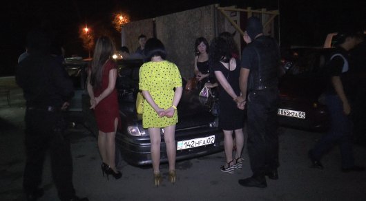Полиция Алматы выявила притон с проститутками в гостинице в "Айнабулаке"