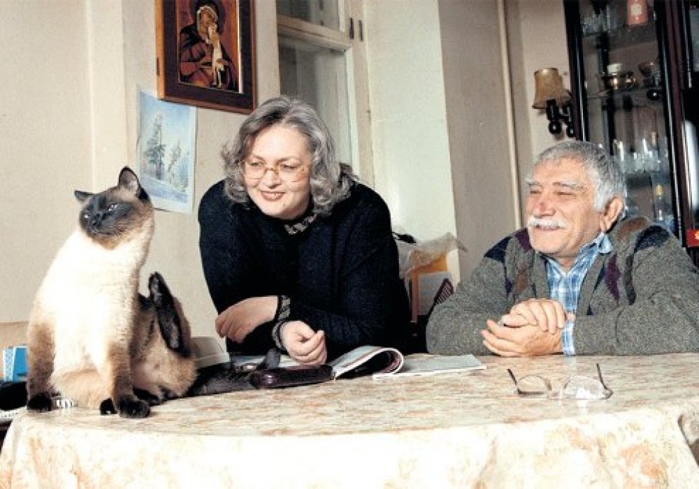 Армен Джигарханян с женой Татьяной Власовой. © eg.ru