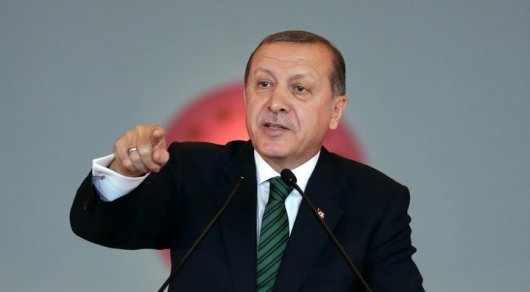 Президент Турции обвинил Меркель в использовании методов нацистов