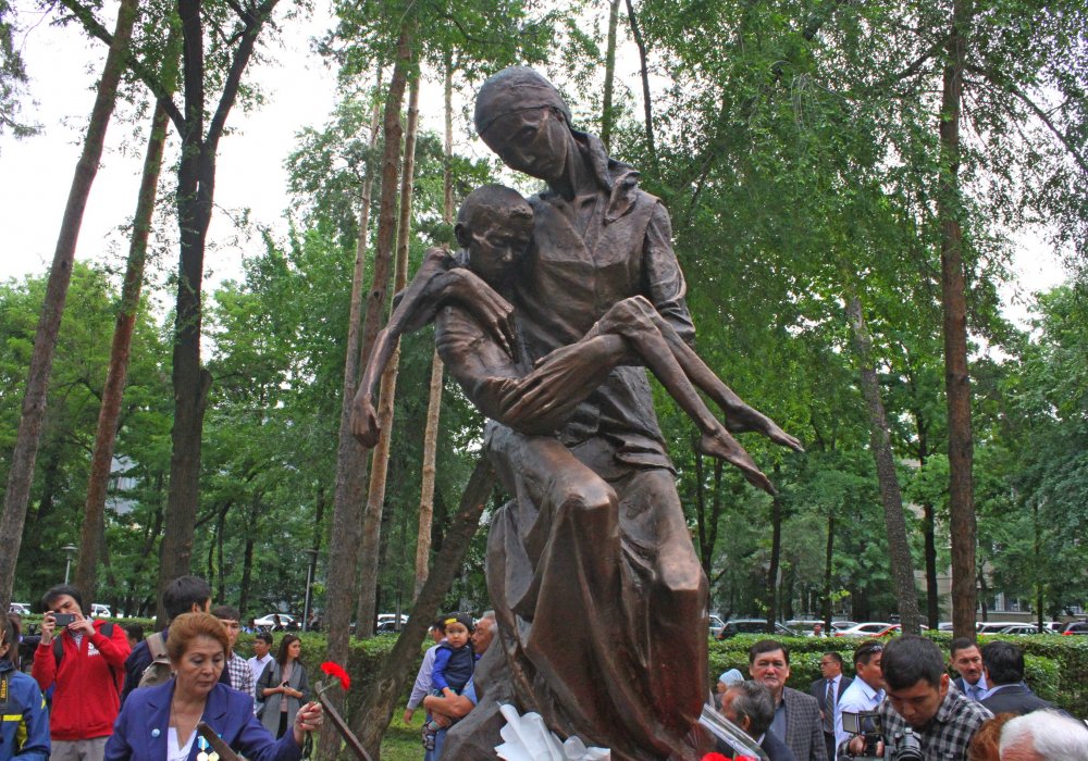 Скульптура "Ана". Фото Шокан Алхабаев
