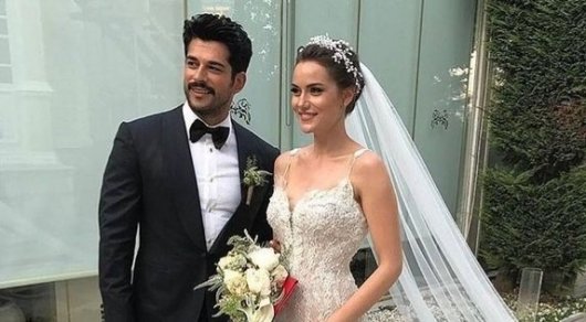 Популярный турецкий актер Бурак Озчивит женился
