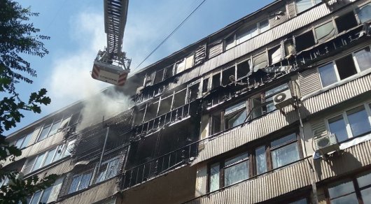 Пожар в многоэтажке Алматы ликвидирован