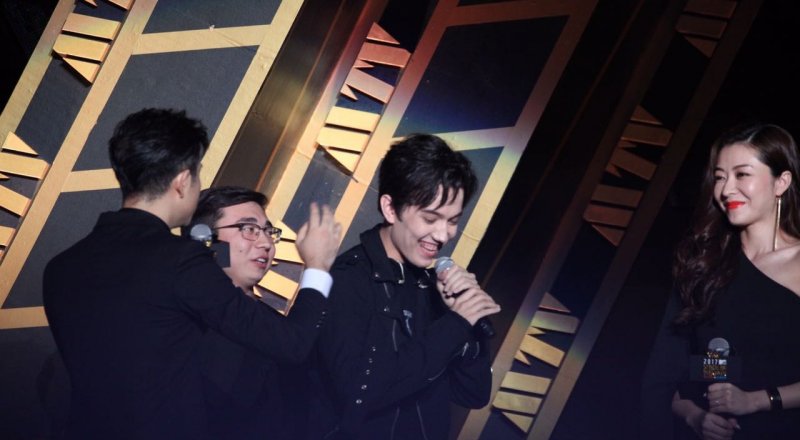 Димаш Кудайберген на вручении MTV music awards. Фото Алпамыса Шаримова.