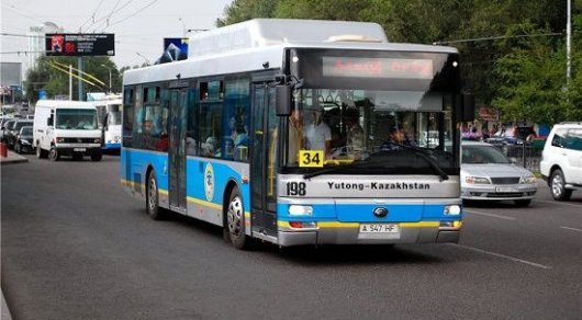 Водители автобусов Алматы вышли на забастовку и потребовали убрать контроль