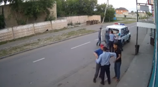 Драка полицейских и задерживаемых в Павлодаре: инспектора могут отпустить под залог