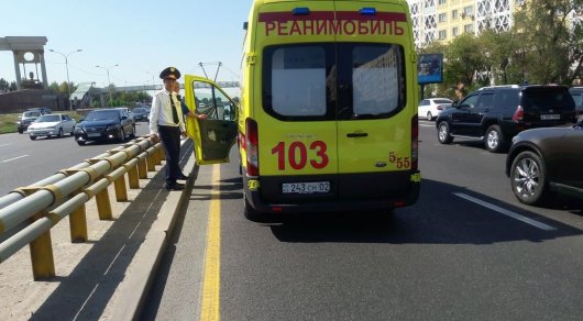 Еще одна женщина попала под колеса по проспекту Аль-Фараби в Алматы