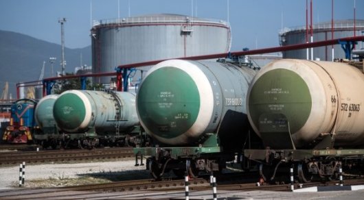 Нефть растет, в надежде на ограничение производства Саудовской Аравией и США