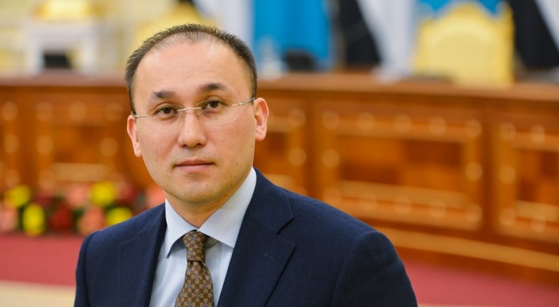 Министр информации и коммуникаций Даурен Абаев 