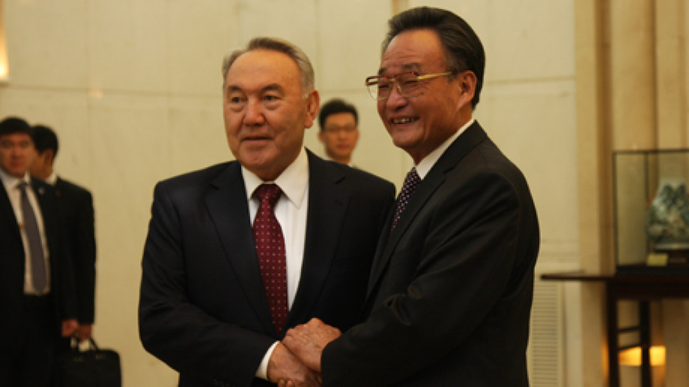 Нурсултан Назарбаев и У Банго. Фото Дана Мухамеджан©