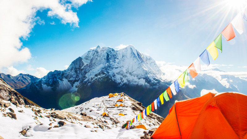 Палатка в базовом лагере Эверест©Shutterstock