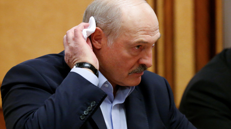 Лукашенко объявил, что выборы в США — это «позорище»