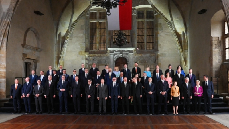 Участники заседания Европейского политического сообщества в Праге. Фото РИА Новости