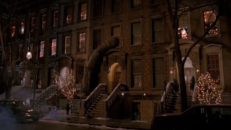 кадр из фильма "Один дома 2: Потерявшийся в Нью-Йорке"