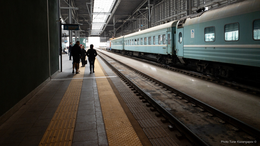 Дефицит железнодорожных билетов наблюдается в Казахстане