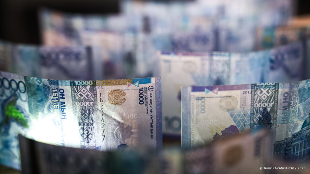 Соцвыплаты хотят повысить в Казахстане с 2024 года