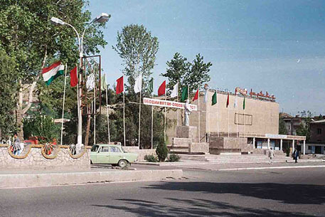 При взрыве здания МВД в Таджикистане погиб один милиционер 