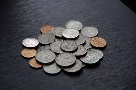 По уровню сбережений Россия отстала от Индии на 10 лет