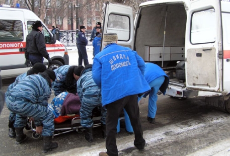 МЧС Украины заявило о пяти погибших при взрыве в Луганске