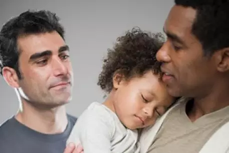 Уругвай узаконит усыновление детей гомосексуальными семьями