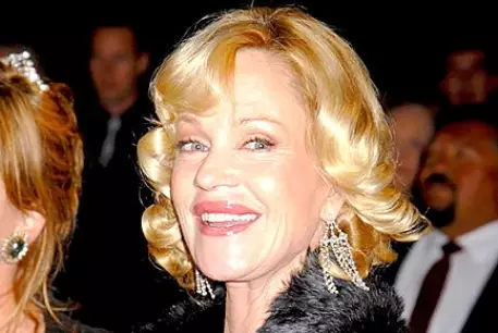 Мелани Гриффит записалась в реабилитационный центр