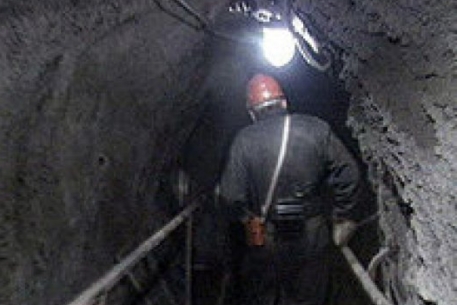 Число жертв взрыва в уральской шахте достигло 9
