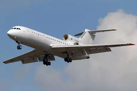 В Краснодаре аварийно сел следовавший в Москву Як-42