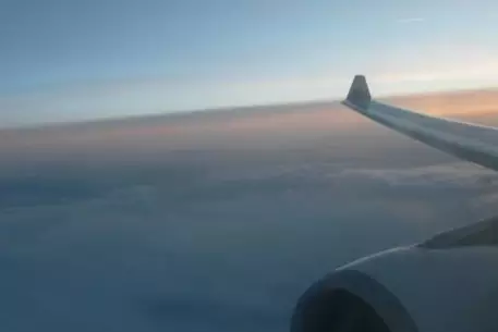 Судно из Франции приступило к поискам обломков самолета Air France