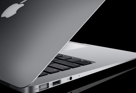 Ноутбук MacBook Air от Apple оказался лучшим среди нетбуков