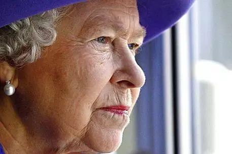 Елизавете II объяснили отсутствие прогноза по кризису