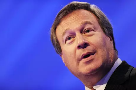 Глава фармгиганта Pfizer неожиданно подал в отставку "из-за усталости"