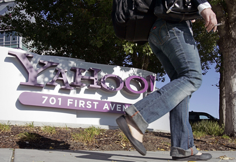 Компания Yahoo! сократит 650 сотрудников 