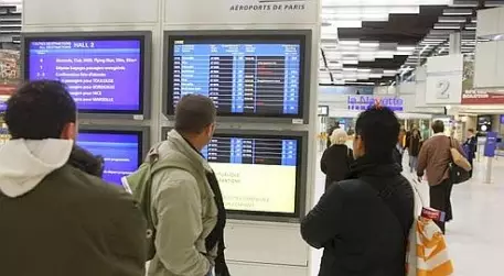 В Греции из-за забастовки отменили 150 авиарейсов