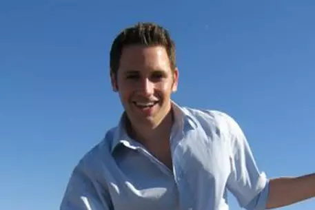 Ведущего BBC нашли мертвым в собственной квартире в Лондоне