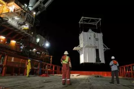 Защитный колокол в Мексиканском заливе заработает через два дня