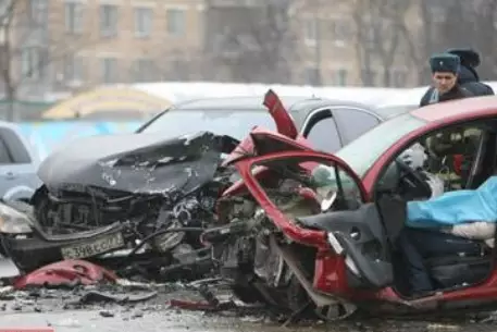 Под колесницами “Лукойла“