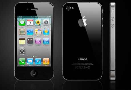 Американский подросток заработал 130 тысяч долларов на продаже белых iPhone 4